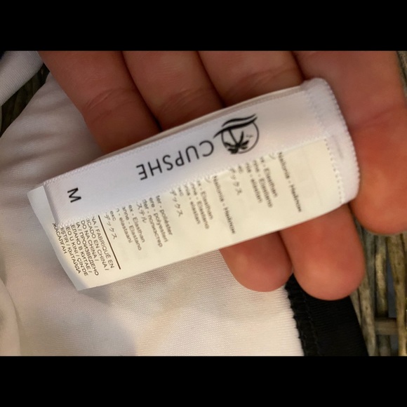 Cupshe Bikini - Picture 2 of 2